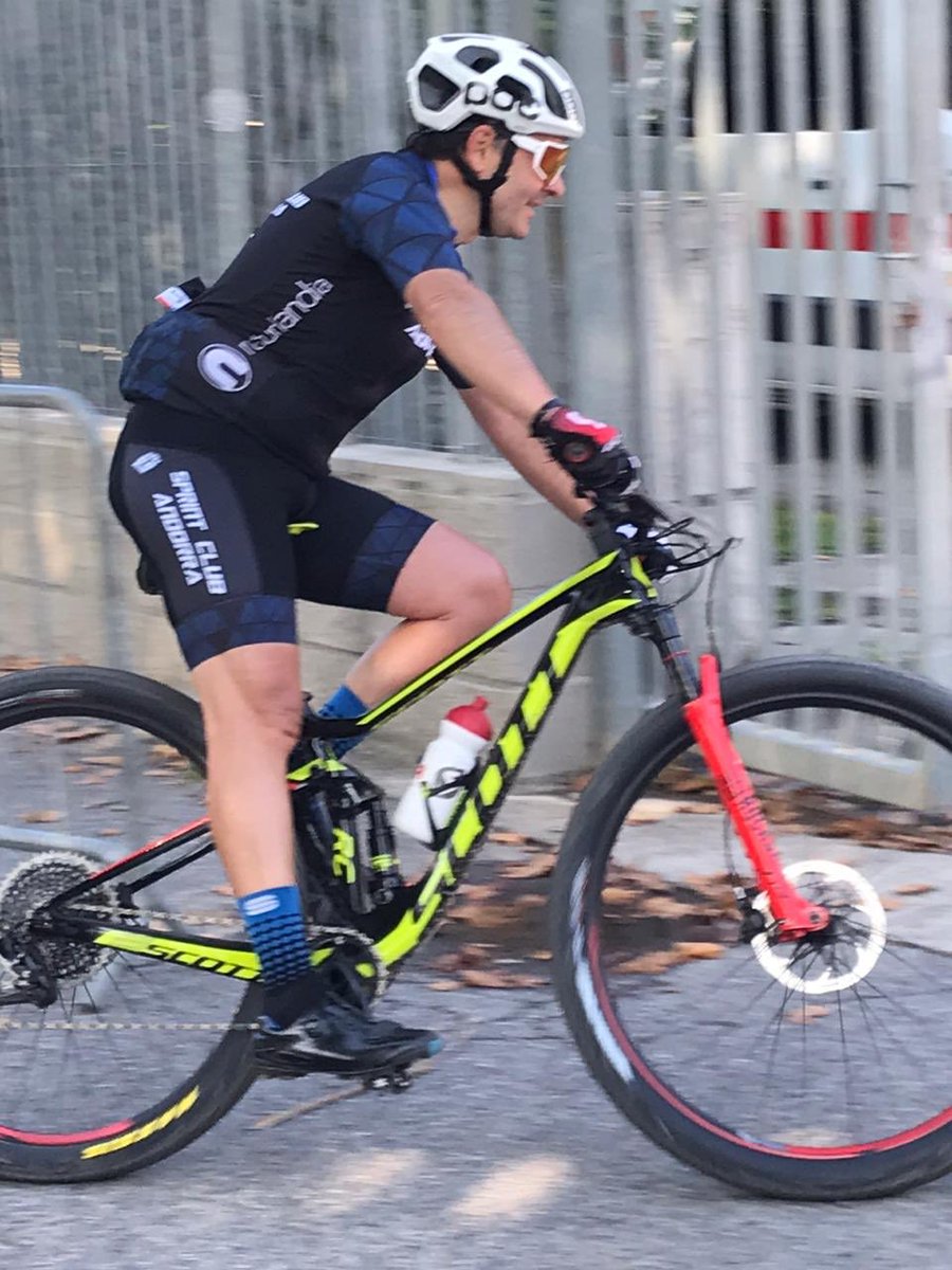 ANDORRASPRINT's tweet photo. Equip Btt SCA- Naturlandia a la @escanyabocs 2020 💪🏽💪🏽👍🏼👍🏼 @Naturlandia @tatoandorra  @emiliandorra https://t.co/snoxQlf1lK