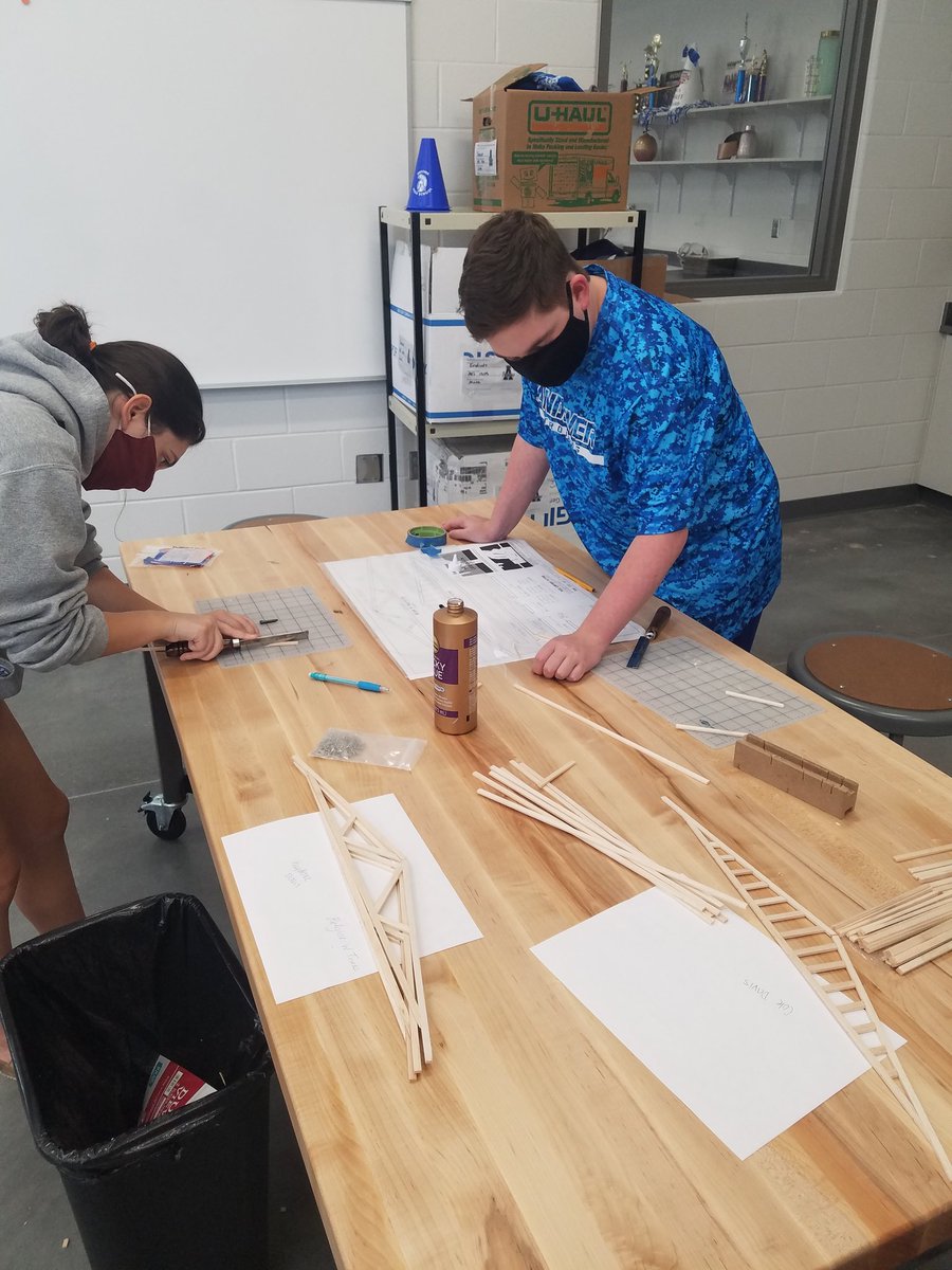 GeometryIn's tweet photo. Building a balsa wood house in Geometry in Construction class! #ahstrojanfam https://t.co/scMOMqfV8Y
