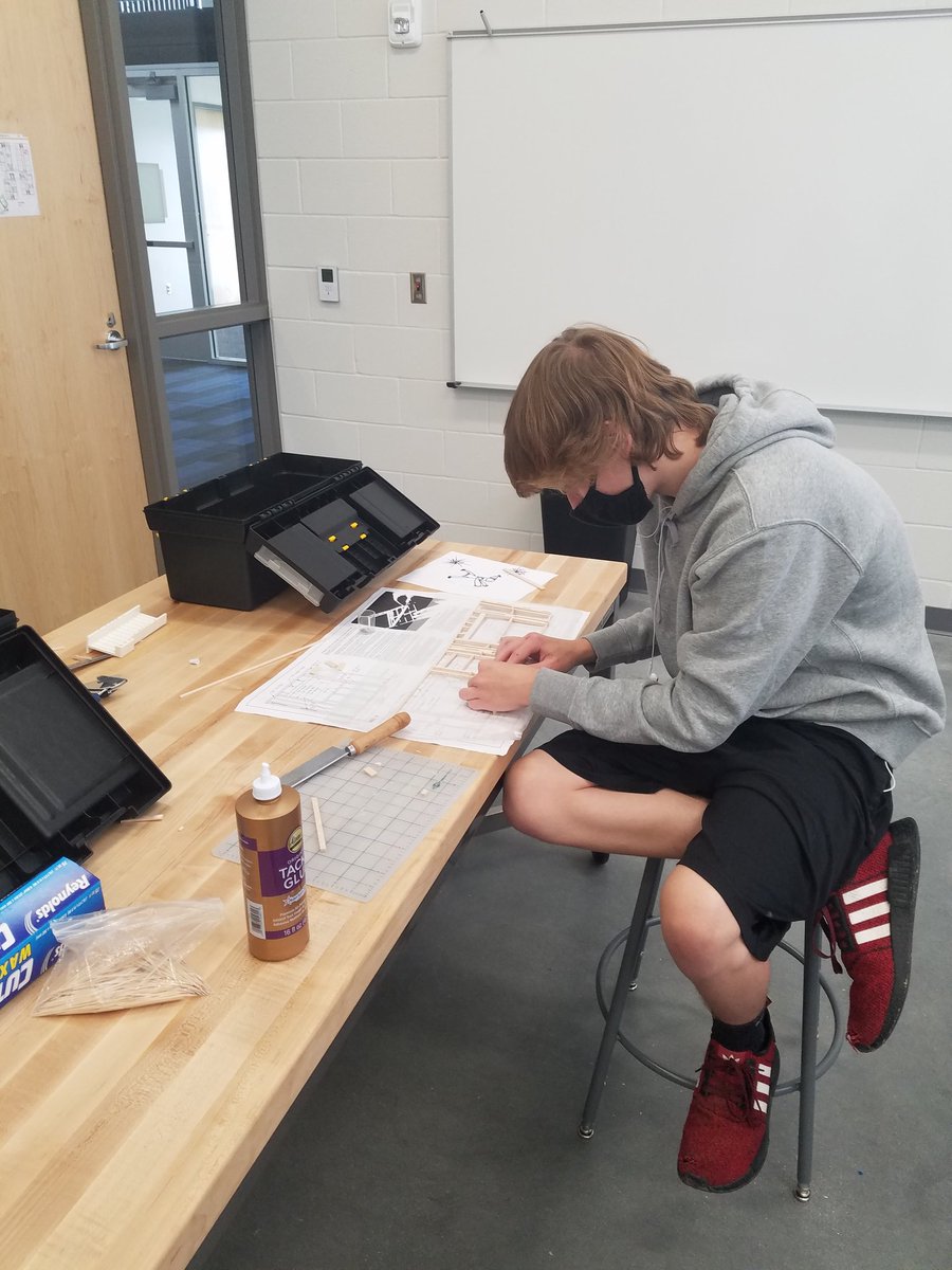 GeometryIn's tweet photo. Building a balsa wood house in Geometry in Construction class! #ahstrojanfam https://t.co/scMOMqfV8Y