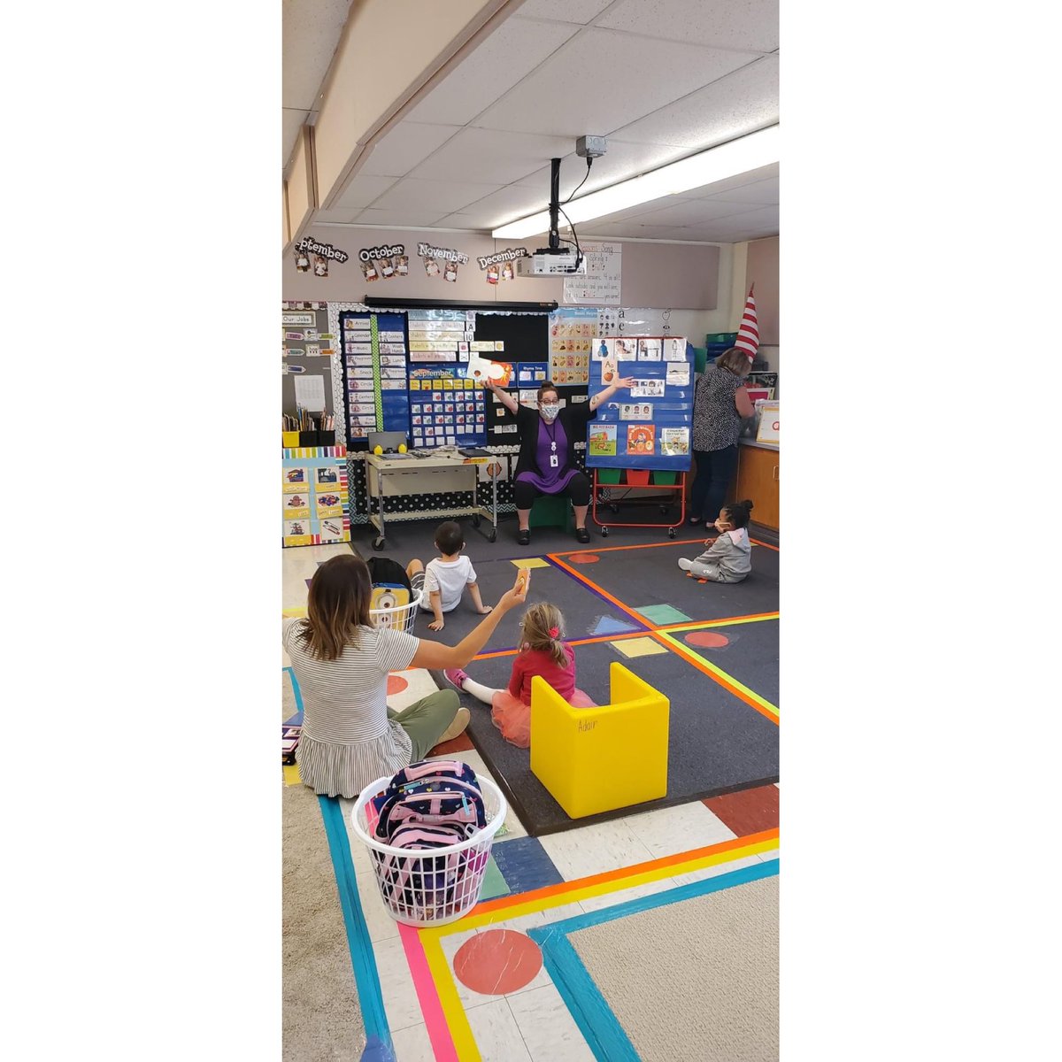 Tweet_DPS's tweet photo. Happy first day of pre school to our Little Falcons at Riverside! #littlefalcons #firstdayofpreschool https://t.co/ZtjsT3SvWq