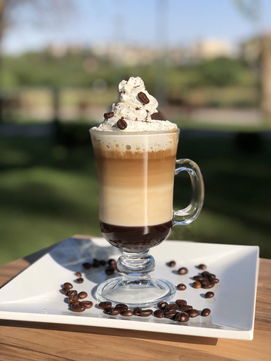 Lezzetin Kat Kat hali ☺️ #kafe #kafefıstık #fıstık #cafe #instafoto #içecek #drinks #hizmet #doğa #huzur #instafood #foodbloger #coffee #kahve #menengiçkahvesi #osmanlıkahvesi #dibekkahvesi #filtrekahve  #aromatikkahve