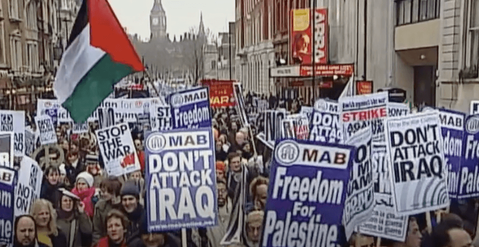 "We Are Many" tells the inspiring story of the worldwide protests against the Iraq War on February 15th 2003, and how the impact of that historic day continues to be felt today. bit.ly/3chK3js #IraqWar #WeAreMany