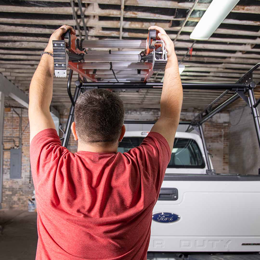 weather_guard's tweet image. Why fight with sliding a hefty #extensionladder onto your #truckrack when you can roll it on top? The #WEATHERGUARD Rear Rolling Cross Member is now available for the heavy duty Steel #TruckRack!

bddy.me/3ciuZSJ