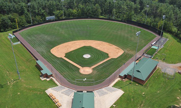 evanb_40's tweet image. I am very excited to announce my commitment to further my academic and athletic career at Washington and Lee University. Thank you to my family and all the coaches that have helped me throughout this process. Go Generals 🔱 @coachpudge8 @rd_baseball @T_Zombro24