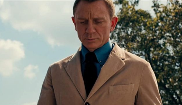 time_download's tweet photo. #notimetodie #jamesbond #bond #danielcraig #billieeilish #spectre #badguy #billie #skyfall #casinoroyale #bondjamesbond #astonmartin #ianfleming #everythingiwanted #behindthescenes #eilish #ramimalek #quantumofsolace #nttd #leaseydoux #oceaneyes #billieeilishedits https://t.co/r7cL1XJ6IF