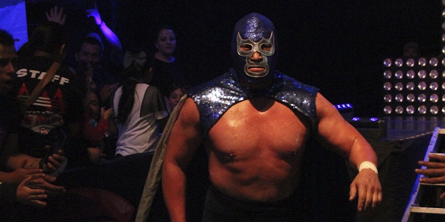 luchalibreaaa's tweet photo. 💥 Imponente desde su llegada, la siempre leyenda @BlueDemonjr 😏 https://t.co/gunsyS19zm