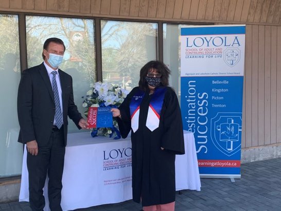 RobGilmour39's tweet photo. Loyola 2020 Graduates- make your appointment for individual presentations https://t.co/TF7VdrlelE