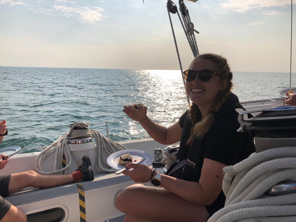 TallShipsYT's tweet photo. Last week we were joined on board by some @RNLI volunteers!⛵🌊 We were blessed with glorious weather, which meant everyone could enjoy an afternoon tea on deck in the sunshine! ☀️🍓
#tallshipsyouthtrust #RNLI #afternoontea #daysail https://t.co/D3FryDdPNu