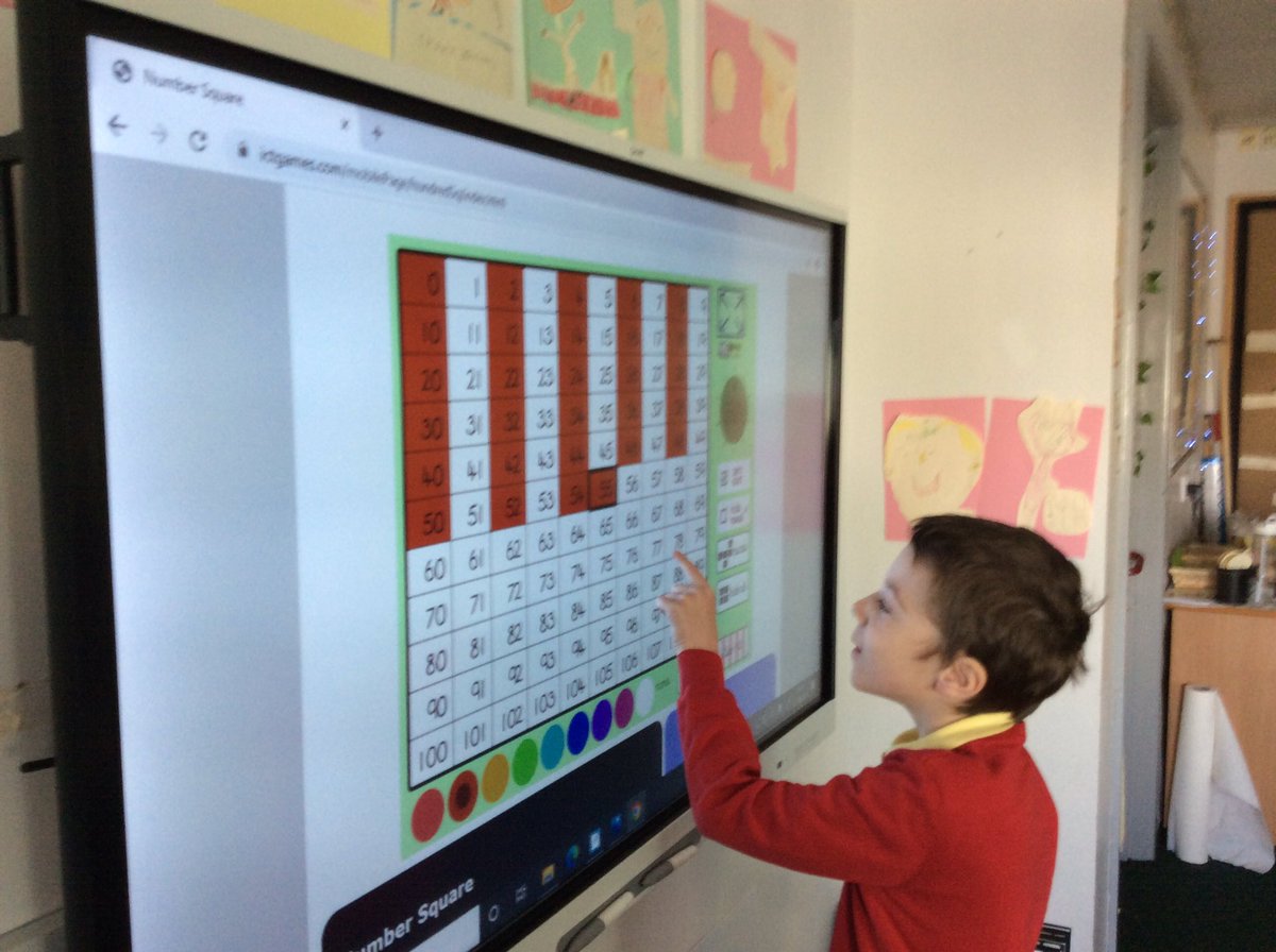 MathsPhoenix's tweet photo. Counting in 2s, 3s, 5s &amp; 10s in @year3phoenix using #ictgames https://t.co/Py5csvluFi