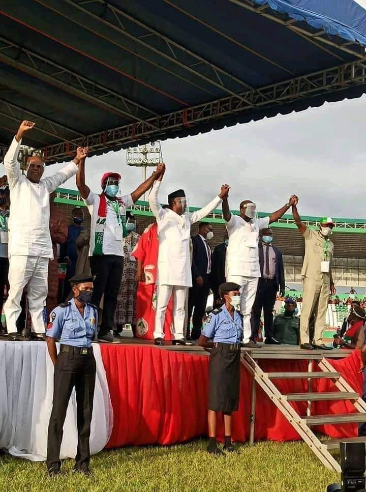 _FredrickO's tweet photo. Special thanks to Engr. Gideon Ikhine, Barr. Kenneth Imasuagbon and Hon. Omoregie Ogbeide Ihama for their selfless support towards the reelection of @GovernorObaseki. They step down their ambition and supported the Governor. It can only be better with PDP.
#EdoMustMoveForward https://t.co/LKx11slbSx