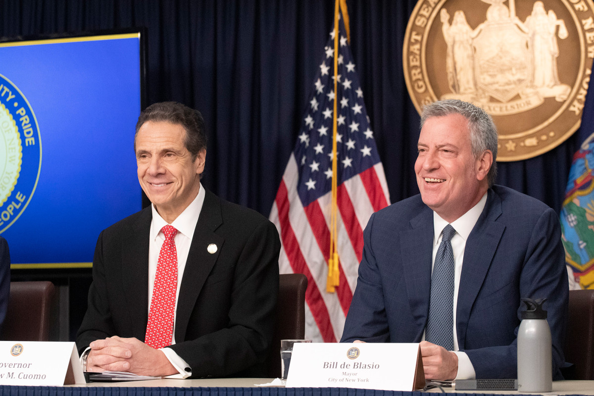 De Blasio, Cuomo fume as DOJ puts 'anarchist' NYC funds on chopping block trib.al/h7lnmLb