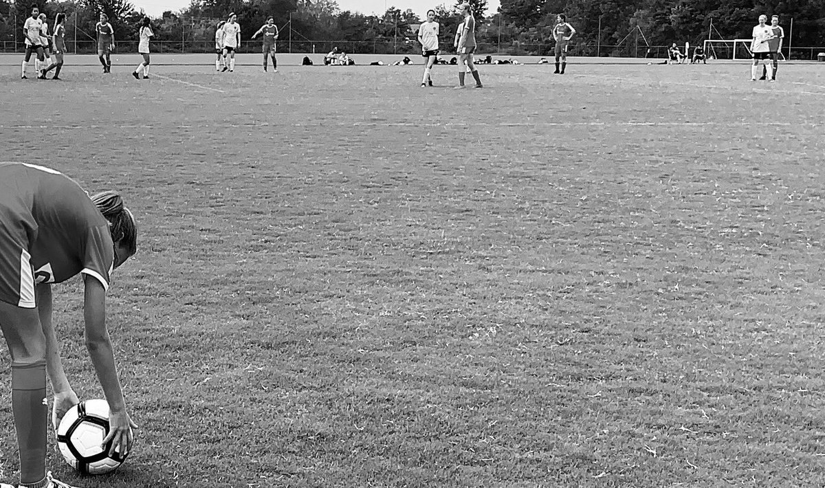 Setting up for a new week like...⚽️
📸: <a href="/krislpatton/">Kris Patton</a> 
•
#newweek #focus #ready #monday #mondaymotivation #mondayvibes #mondaymood #football #soccer #fútbol