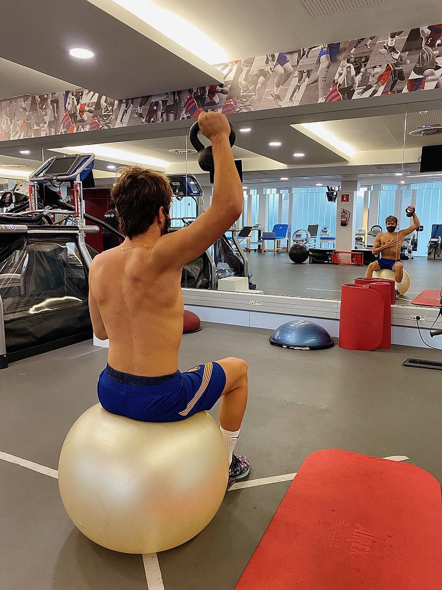 sergirosanas's tweet photo. Cada vez mejor, cada vez más fuerte 💪 https://t.co/YVo3KtA9yL