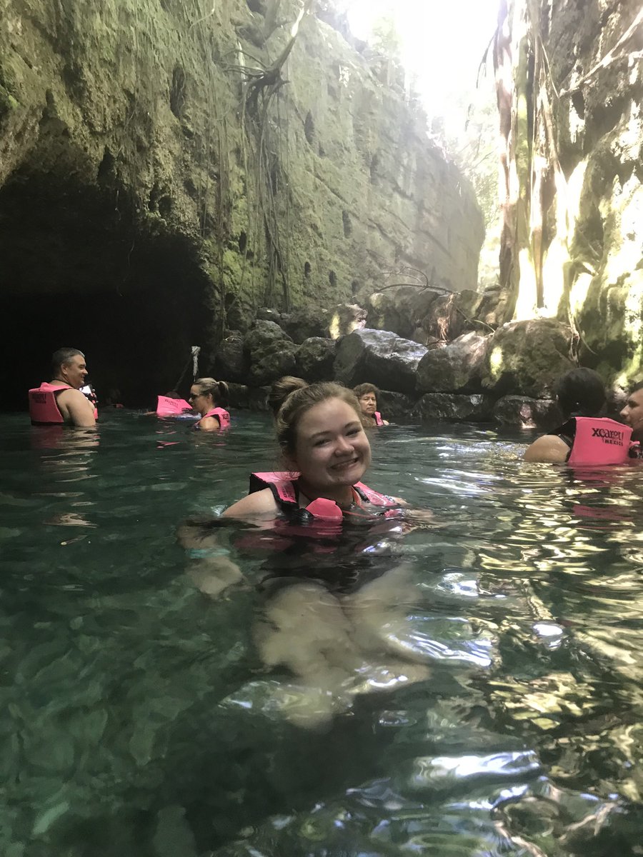 ccmusicdept's tweet photo. Today’s Spotlight Student is @VickyRiewer ! 🎉 https://t.co/7OtmfGdQKd