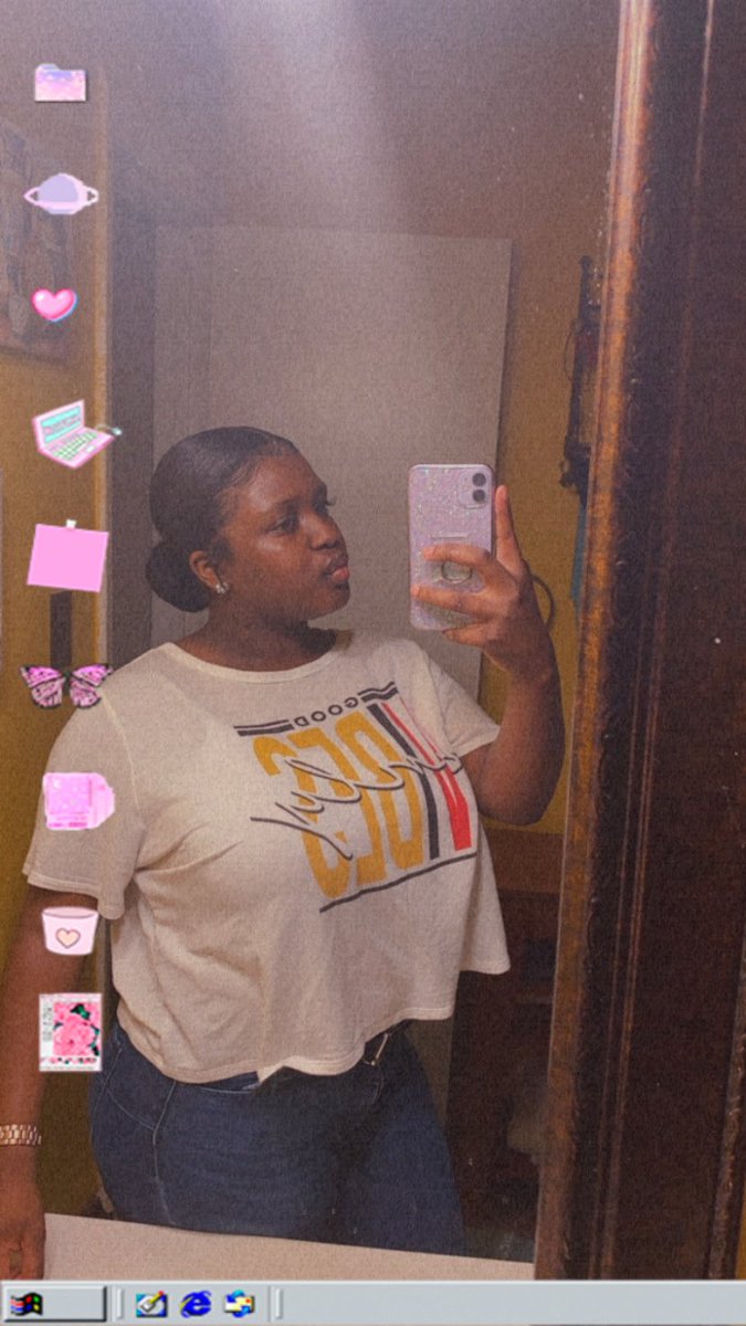 itsyogur's tweet photo. Living the life of a bad bitch https://t.co/6s7MFXlvR7