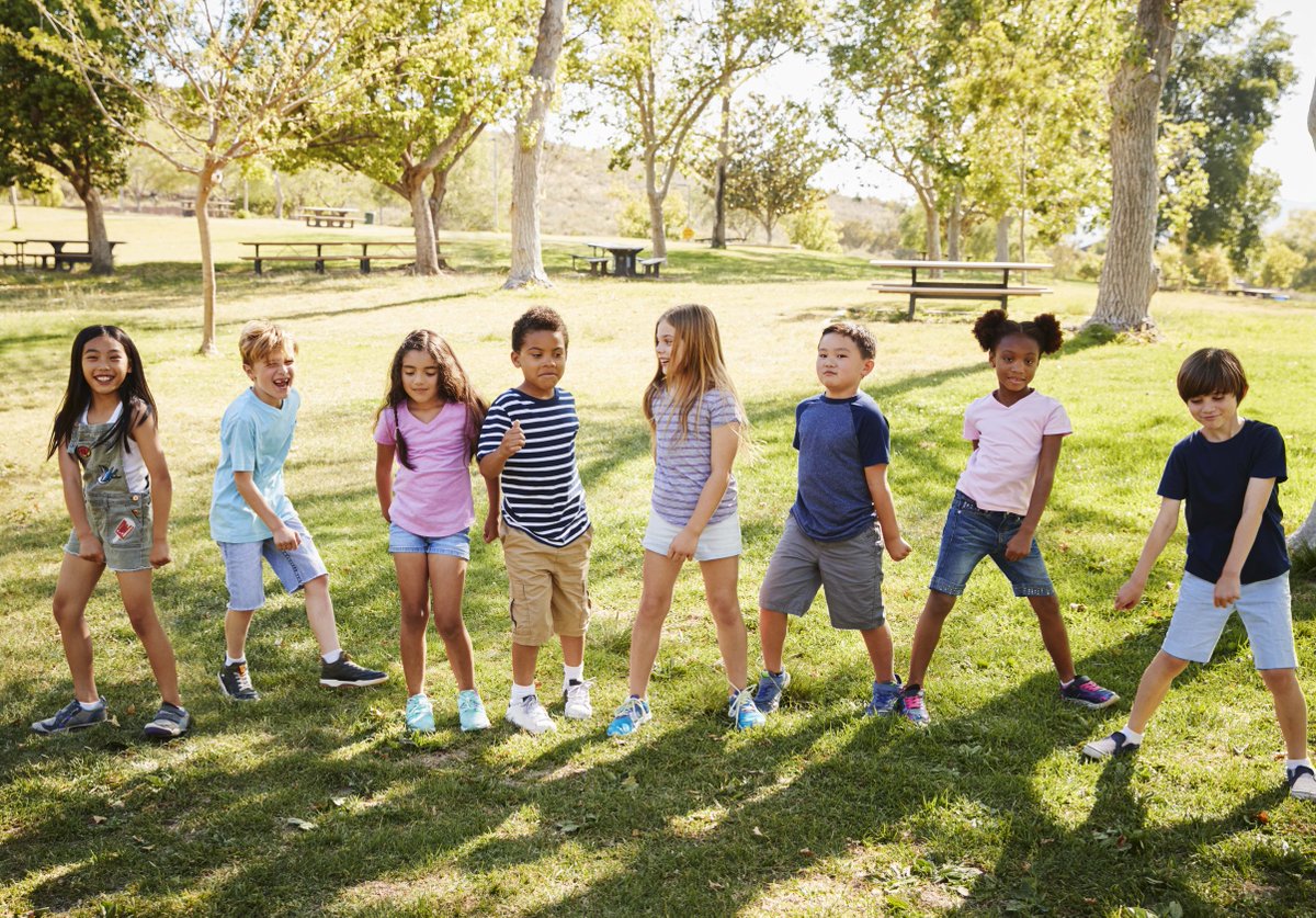 GoNoodle's tweet photo. We wanna see you grooving out to your new fav #VamosGoNoodle videos! Post a video showing you &amp; your family moving to the music and tag #vamosbailar to win one of our ¡Vamos! GoNoodle a Festejar packs. Contest ends Oct. 4th and winners will be announced the week of Oct. 7th! https://t.co/xPMIhy2UUp