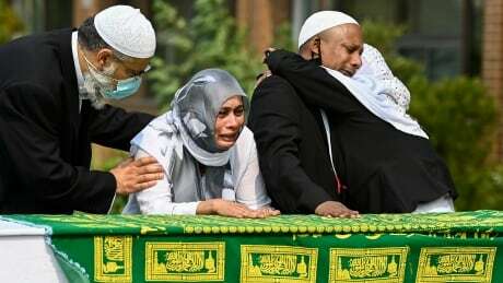 CBCToronto's tweet photo. Man charged in stabbing death of mosque caretaker followed hate group online, expert says https://t.co/v3K1LNjs61 https://t.co/s8deaySmkb