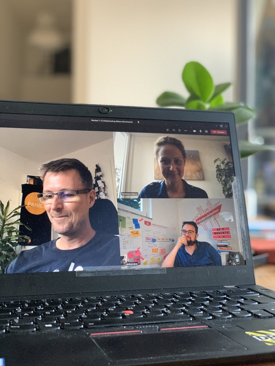 lukizzl's tweet image. Ein wundervolles #sketchnoting Erlebnis in der #lernOS-Birthday-Edition mit Mini-@_mountainminds_-@lukizzl aus #Lego 🎨 

Woche 8.. mal wieder. Nächste Woche schaffen wir die 9 😉 

Ein Highlight: #AllstarSketch mit @haraldschirmer @Rebe_cc_a @winfried_ebner &amp;amp; @empacom 🙌🏼