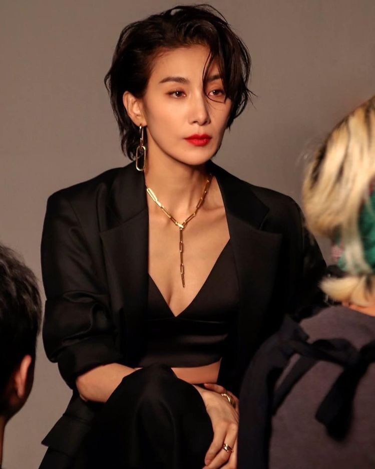 Pyeong Eun (tae’s mum)