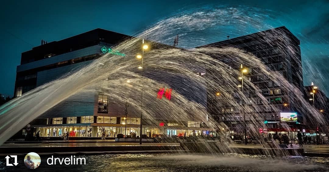 Noć u Nišu #srbija🇷🇸 
.
#wheretoserbia #nightshoot #nisava #centar #niš #gradnis #discoverserbia #instagramsrbija #welcometoserbia