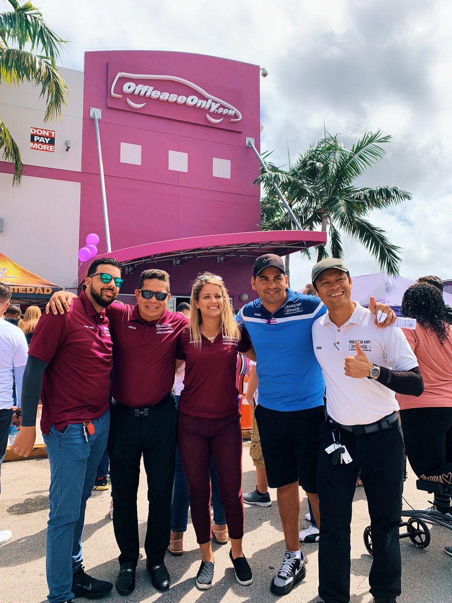 OffLeaseOnly's tweet photo. ONE year ago today we had our $15K car voucher giveaway with @elzol1067fm 🎉🚘Our motto of putting our customers first hasn’t changed and we’re still saving many THOUSANDS during this time; We don’t call this #TheNewNormal, we call it the #TemporaryNormal! 😎#OffLeaseOnly https://t.co/CEfgBSqqrD