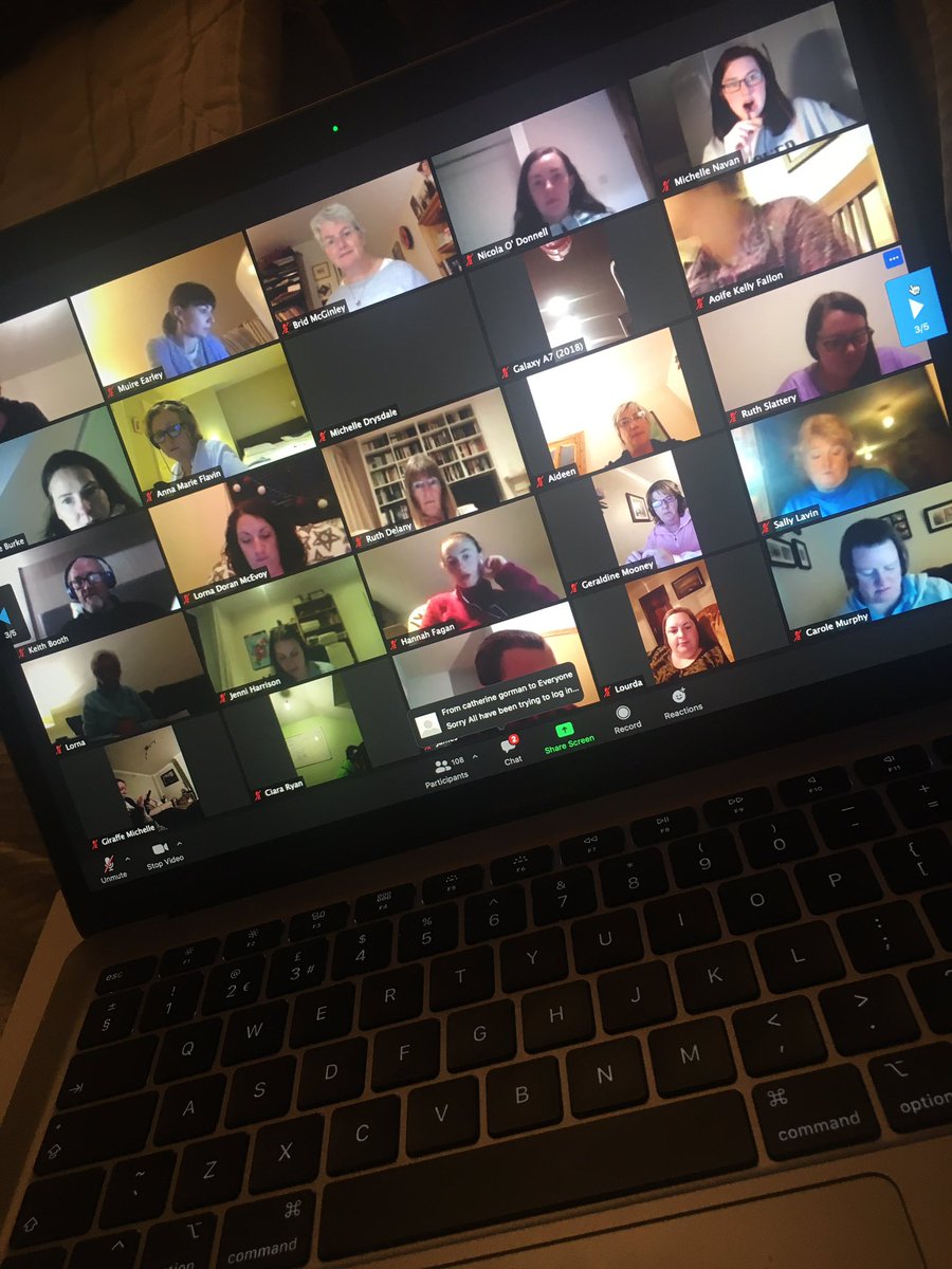 virtualvoices20's tweet photo. It’s Monday which means it’s Virtual Voices night 🤗❤️

#virtualvoices https://t.co/vBMN5ypm35
