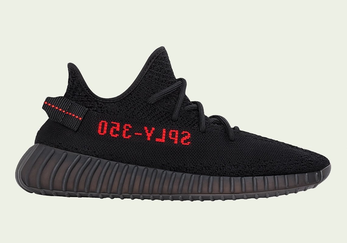 SneakerNews tweet picture