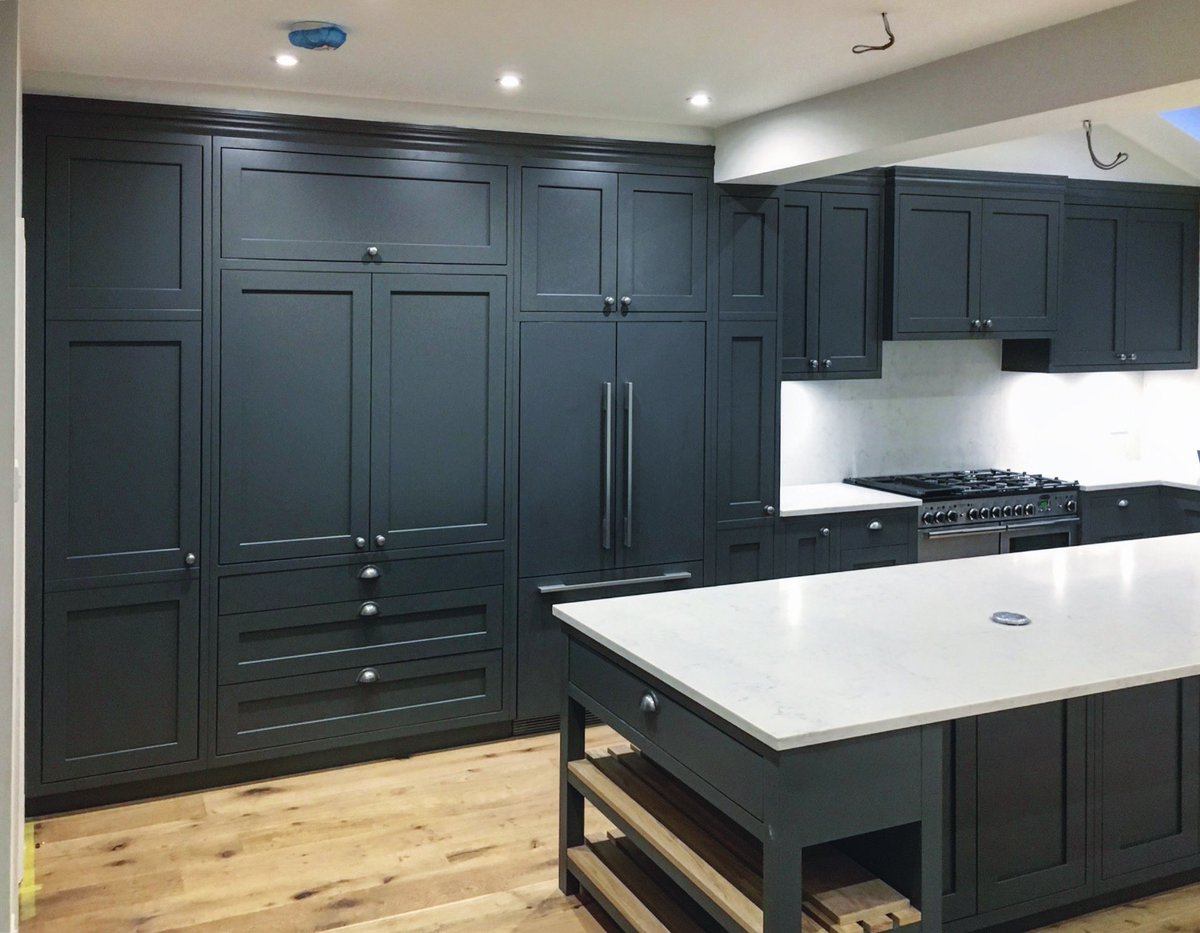 point5kitchens's tweet photo. Another kitchen just completed. This is a rich tone of blue that looks stunning with the carrara counter! #point5kitchens #bespokekitchen #fittedfurniture #luxuryfurniture #kitchendesign #homeinspo #bluekitchen #bluekitchencabinets #customcabinets #shakerkitchen https://t.co/l7iXxvZmAJ