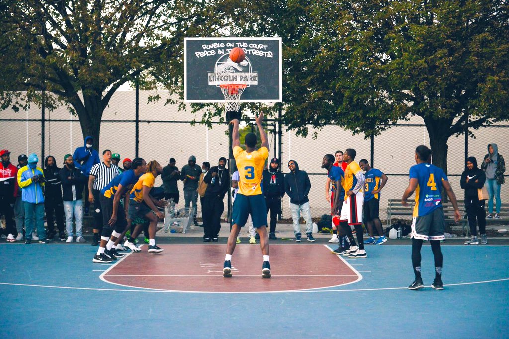 WooterApparel's tweet photo. Proud to once again work with @Stargrave3 and @ballin4peace in creating these Pro Am Basketball Tournament jersey shirts for Queens Week on Sunday!

📸 @Liander23 

#wooterapparel #ballin4peace #queensweek https://t.co/fnyKq3dukL
