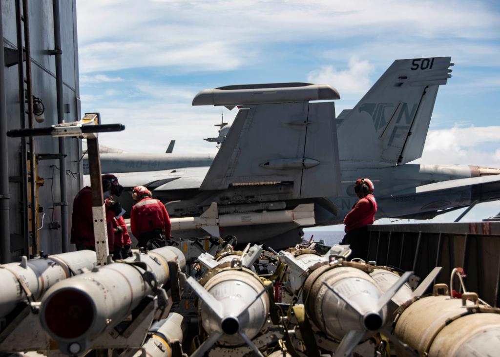 U.S. Navy tweet media