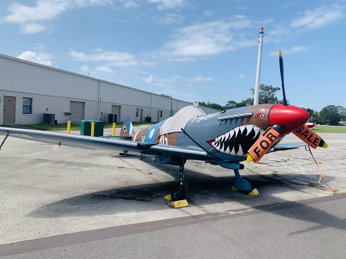 YelvingtonJet's tweet photo. A quick fuel delivery to this replica #spitfire ⛽
.
#yelvingtonjetaviation #sprucecreekflyin #7fl6 #avgas #DaytonaBeach #CustomerService #Aviation #kdab #avgeek #avgeeks #FBO #FiveStarService #privateairterminal #corporatejet #jetlife #techstop #technicalstop https://t.co/vtS6LITyz0