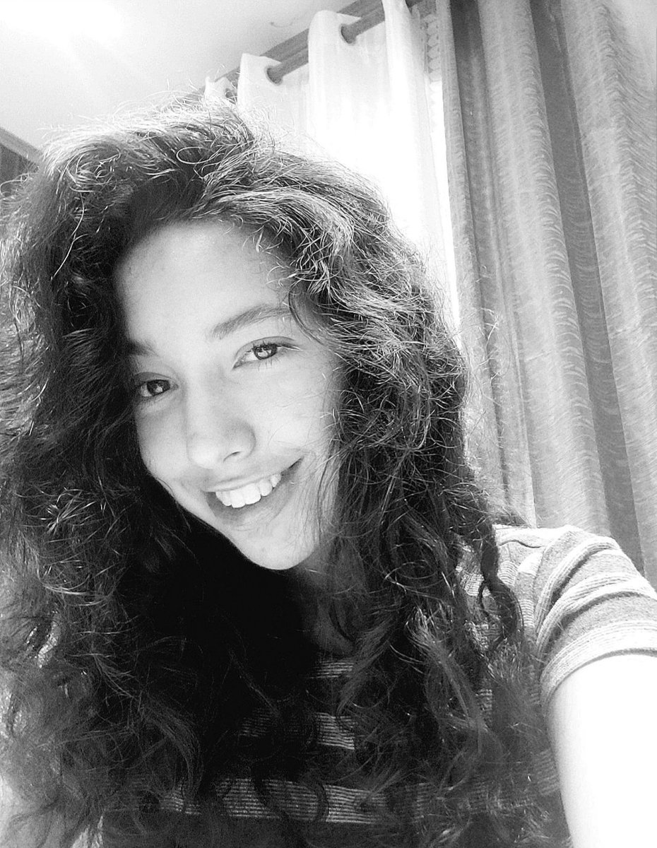 Roѕє🥀 tweet media