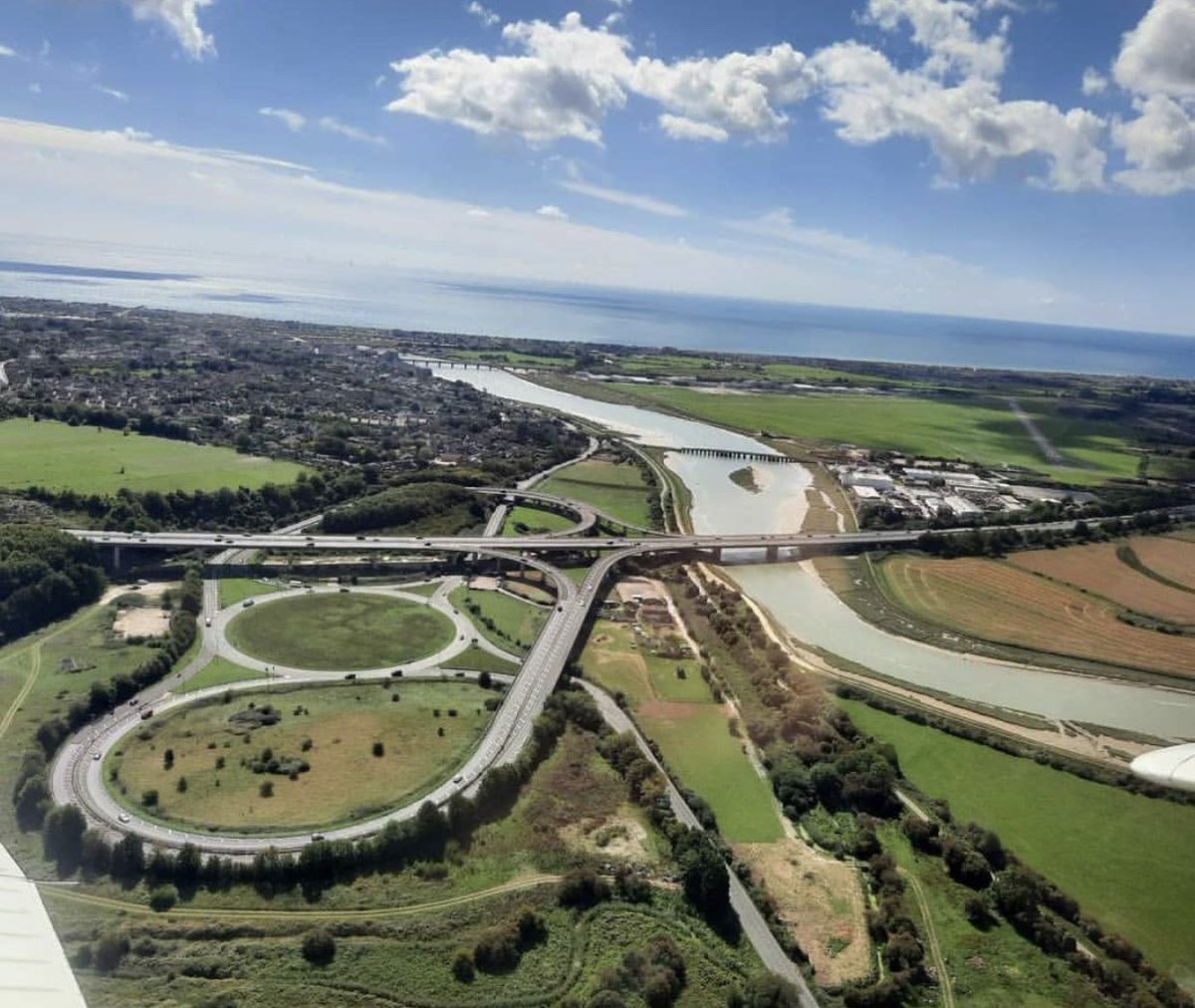 life_shoreham's tweet photo. Shoreham_life FB and IG: Photo Of The Day
Fly over the flyover
=========================
📸 Artist Feature: Congratulations to @wanderlust_bravaczandi
#shoreham #shorehambysea #shoreham_life #sussex https://t.co/AoF7fSvtki