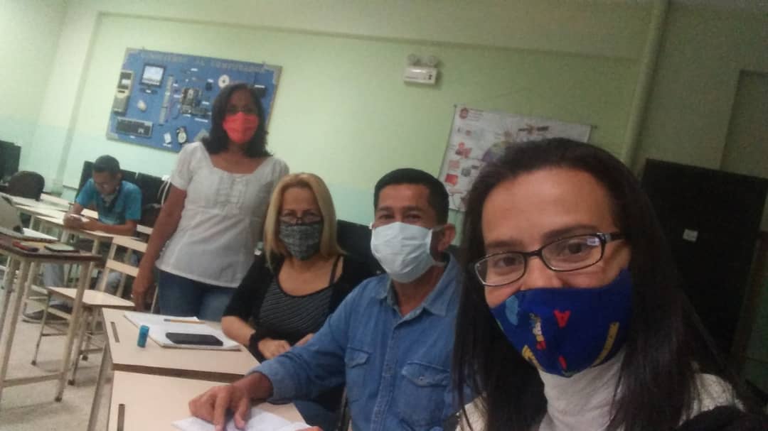 Circuito3Red12's tweet photo. C2 Y C3 RED 12 Valera Socializando las Orientaciones Pedagógicas de Inicial y Primaria Año Escolar 2020-2021 @red12valera @LirosTorres @LaidelyPsuv @psuvaristobulo @NicolasMaduro @ZonaEduTrujillo @div_ze @RangelSilva4F @MPPEDUCACION https://t.co/yl2Q6uMcYS