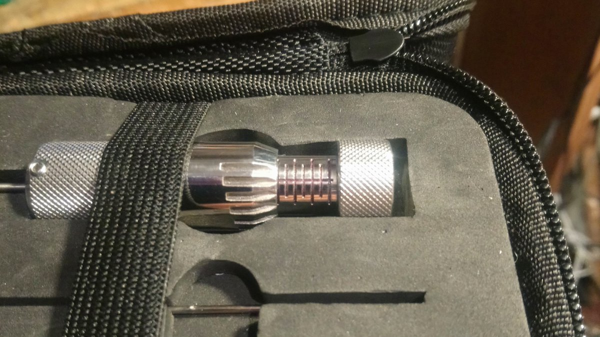 Matt_Smith_Hux's tweet image. Sometimes being forced into engraving a piece is very much worthwhile.

#silverbullet #locktoolMaking #locksmithing