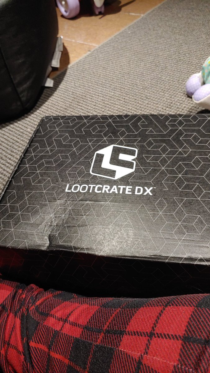 LordSiph's tweet photo. Look what came in. Should I open this on stream? @lootcrate #getyourgeekon #lootcrate #needcontent https://t.co/ar5VqHBP3L