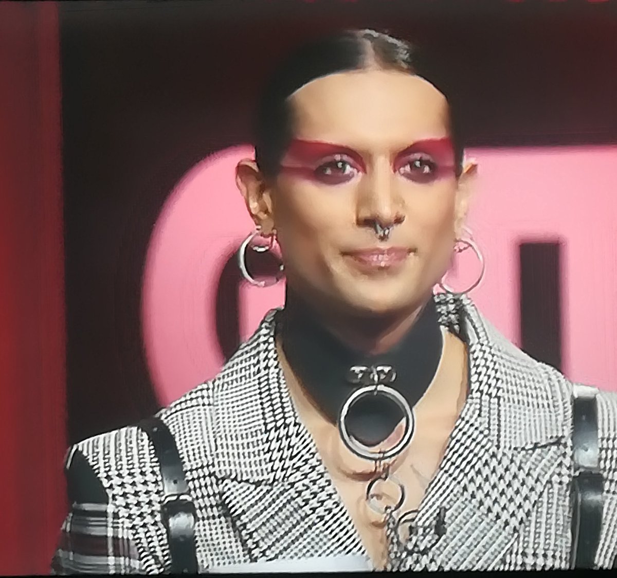 ssulyne's tweet photo. Greece stop sabotaging men who are all about breaking gender norms and changing the game challenge #gntmgr https://t.co/r8EVIr8FRy