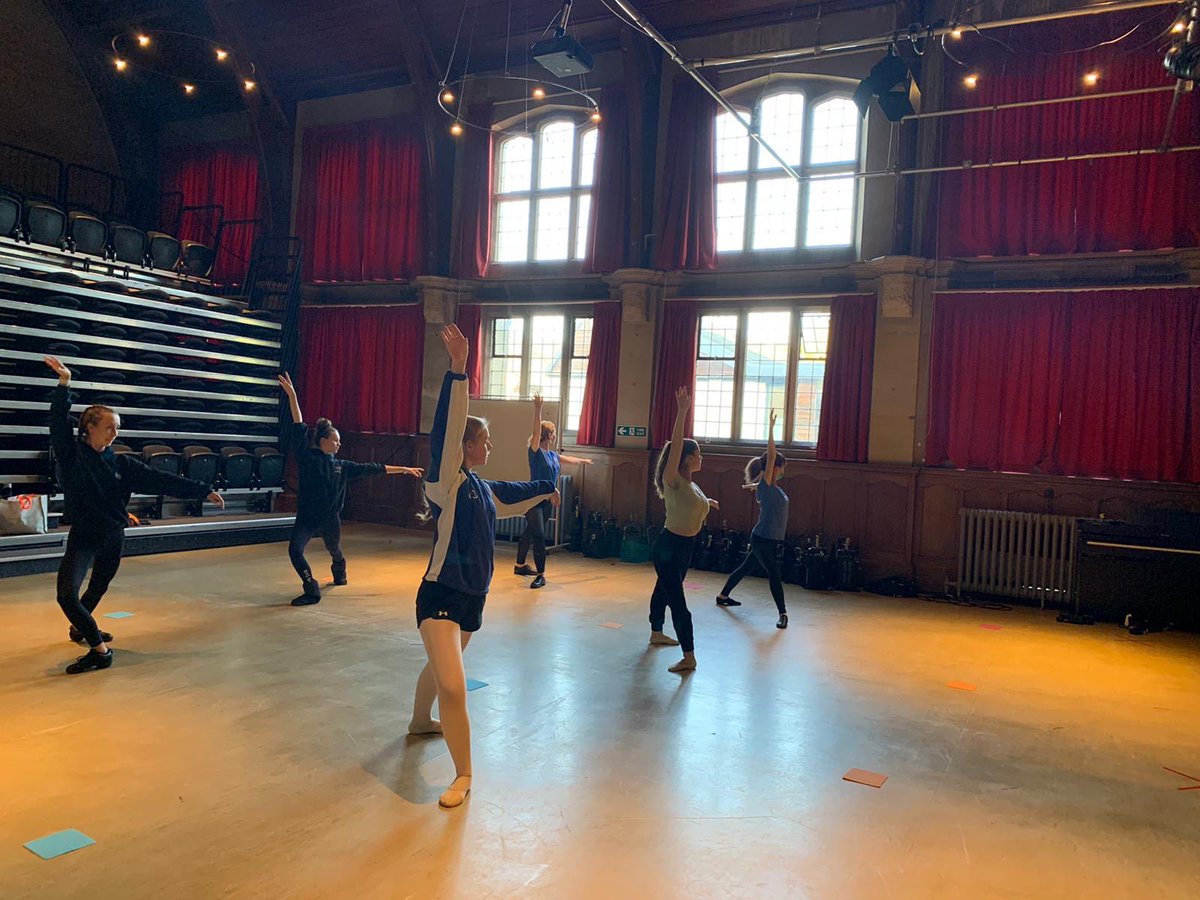 RHSBsport's tweet photo. Great to see all the #RHSActive clubs busy this evening @RoyalHighBath.The girls love all the various #Dance clubs that Miss K organises for them at lunchtime and after school plus they have the opportunity of also doing #GCSEdance. #loveDance #StaySafeKeepActive. https://t.co/MzrXvWaJca