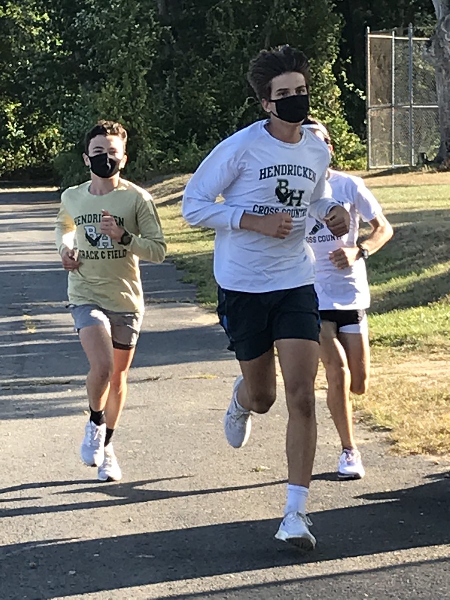 BHHSXCTF's tweet photo. The Boys are Back in Town. #bhxc https://t.co/ftONPP5tGU