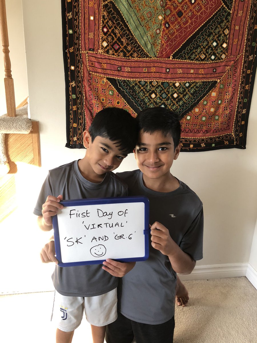 RashidKylie's tweet photo. We did it 😊❤️😱👏🏻🇨🇦🙏🏻.!!!Day 1 of Virtual School is complete . Thank you @TribuneDrive . Every single member of the staff, and all students and of course us parents ROCK❤️❤️👏🏻👌��!!!We have got this 👍👍👍🙏🏻🙏🏻❤️❤️!!!! https://t.co/nI8RLRE4hB