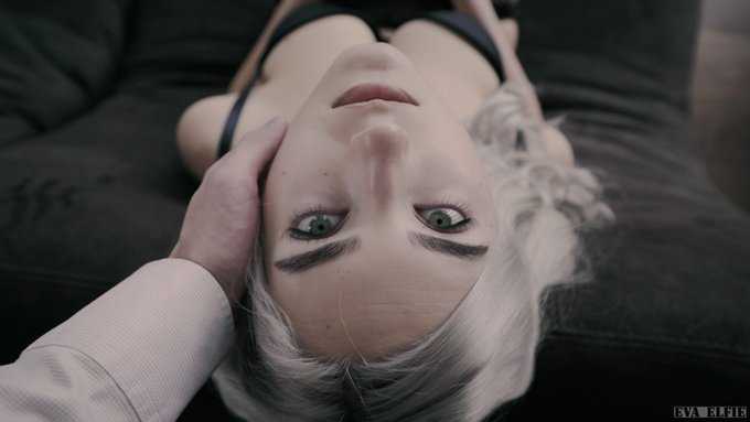 I did my best scene yesterday 😶 Simply 10 out of 10, no words.   Soon coming on my @Pornhub channel.