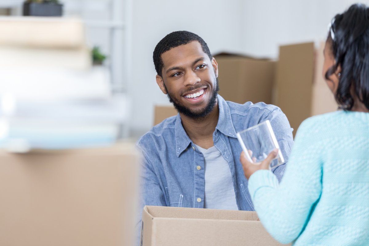 cablemover's tweet image. Score some free boxes before your upcoming move with these handy tips! smartmove.us/blog/moving-ti… #movingboxes #freemovingboxes