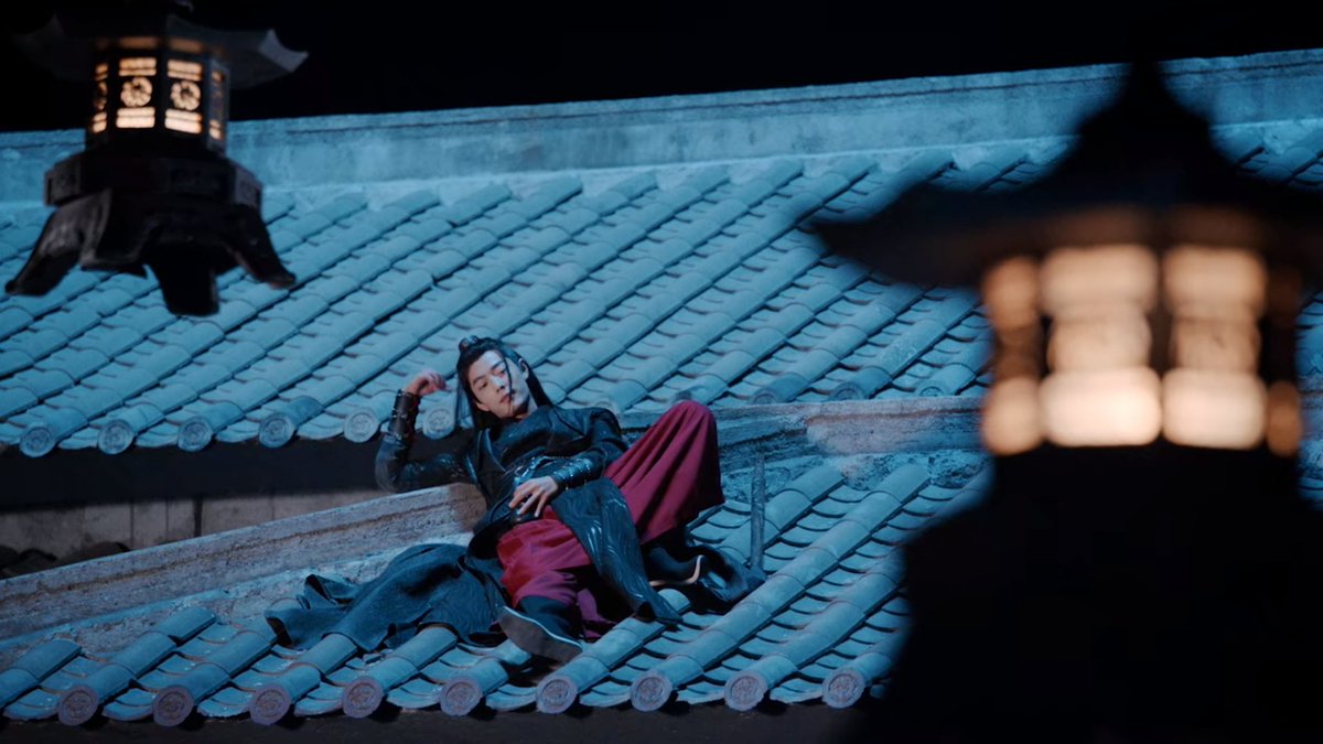 Damn, I just have nothing to add to this straight up drunken rooftop pining slash seduction other than it's beautiful and I am here for it.