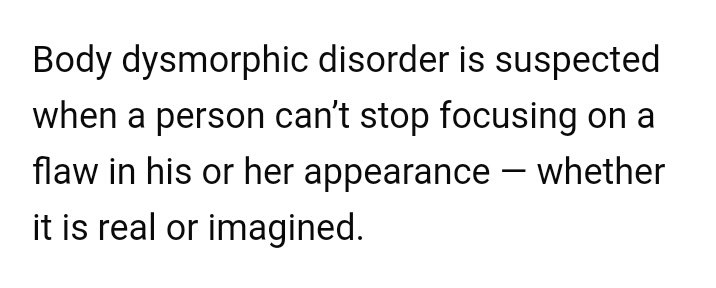 en 2015 miley dio una entrevista a marie claire y dijo que por culpa de toda la presión que disney le ponía en verse perfecta le dio body dysmorphia (un desorden donde la persona no deja de fijarse e imaginar partes de su cuerpo) y ataques de ansiedad mientras grababa la serie