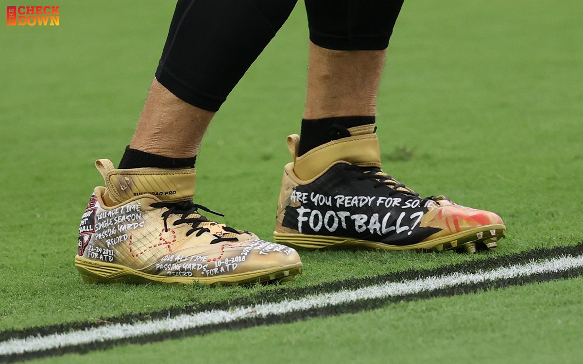 Saints' Drew Brees practices in custom Louis Vuitton x Supreme cleats