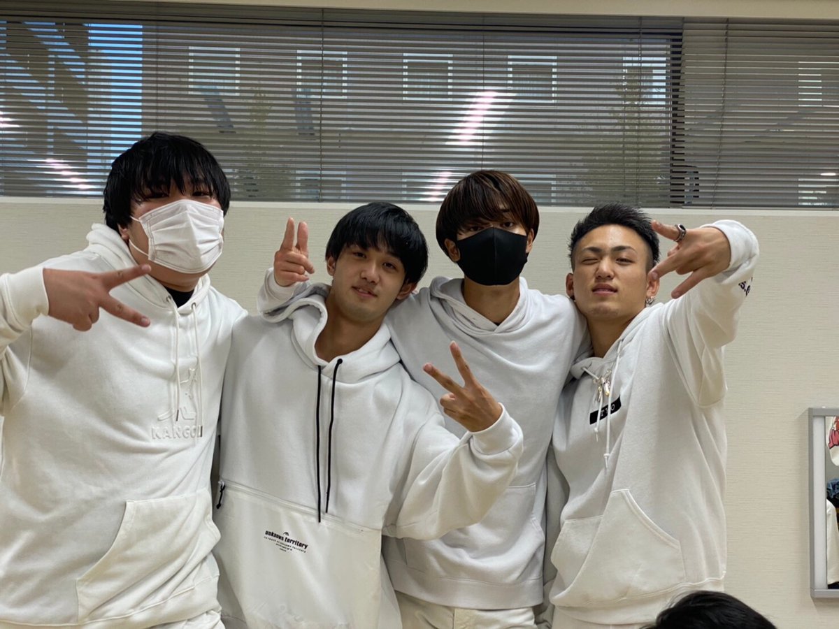 EXD78145656's tweet photo. 🔫中区ダンスフェスティバル🔫

EXD＋卒業生たちの夢のコラボレーション🎉🎉
コロナのことを考えながらイベントに出ました🐺🐺🐺
卒業生の皆様、ありがとうございました❤️ 
#dance #streetdance #hiphop #girls #桐蔭横浜大学 #関内ホール #0921 #初心者大歓迎 
#楽しい https://t.co/032UEbVzA5