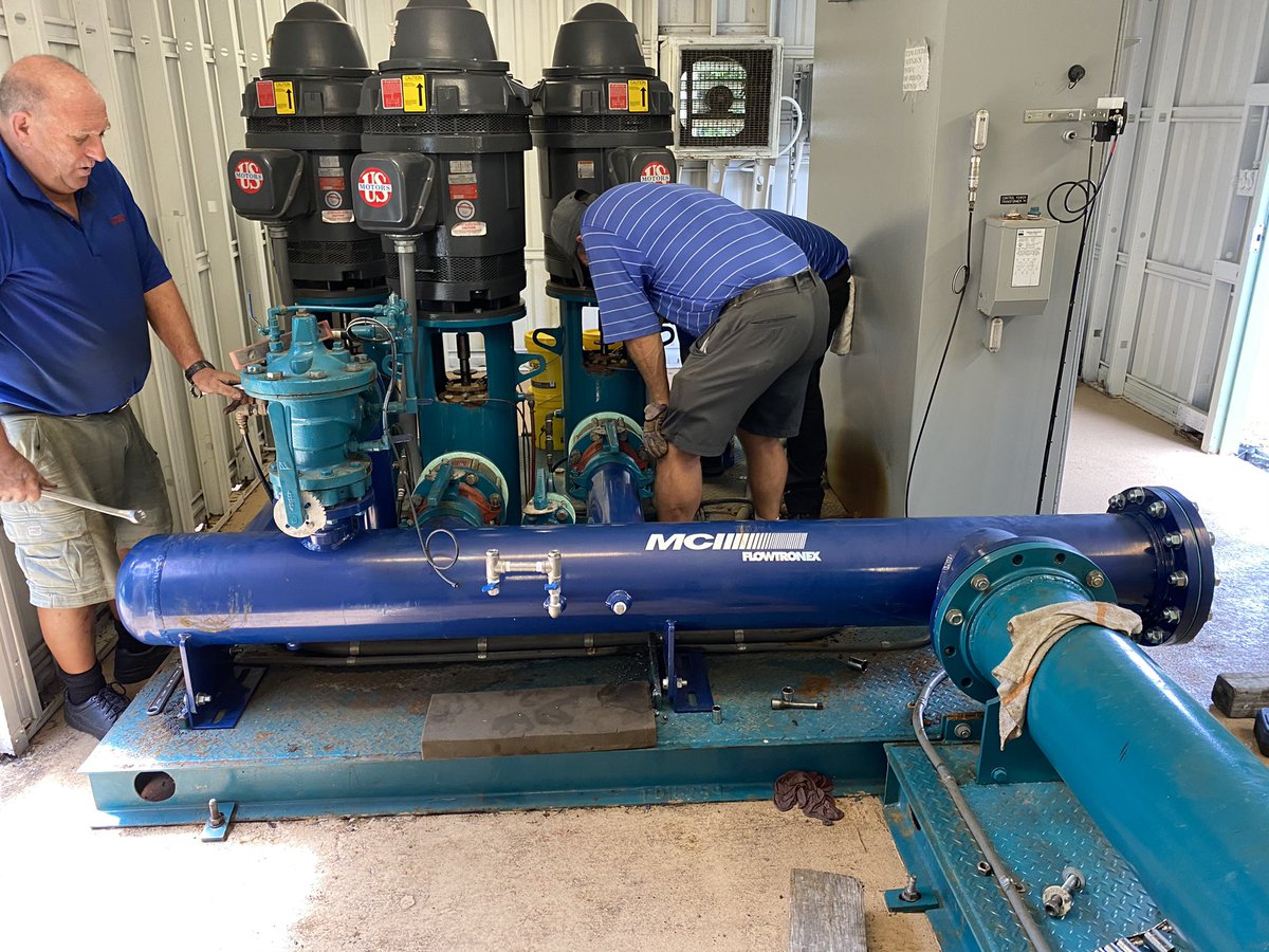 StephenTucker7's tweet photo. This week we are in the middle of replacing our irrigation manifold after only about 6 years of use. Apparently the old new one wasn’t powder coated on the inside so we were seeing pin hole leaks rusting through. Far to early to be seeing this! Part 1 finished today. https://t.co/6NelEDmIta