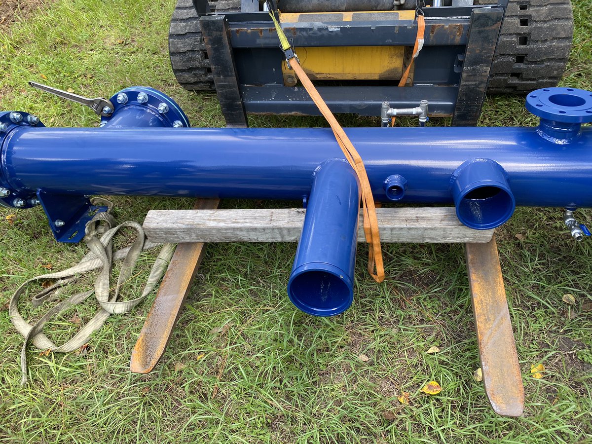 StephenTucker7's tweet photo. This week we are in the middle of replacing our irrigation manifold after only about 6 years of use. Apparently the old new one wasn’t powder coated on the inside so we were seeing pin hole leaks rusting through. Far to early to be seeing this! Part 1 finished today. https://t.co/6NelEDmIta
