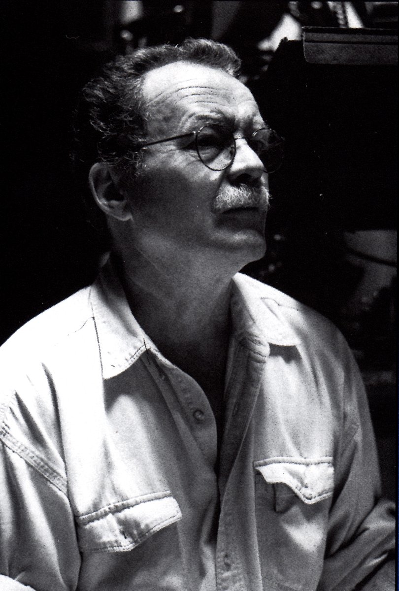 Panavision's tweet image. Rest In Peace Michael Chapman ASC, legendary cinematographer of Taxi Driver, Raging Bull, The Last Waltz, The Fugitive, and Primal Fear. Thank you for being a longtime friend of Panavision and for your contribution to the art of cinematography.