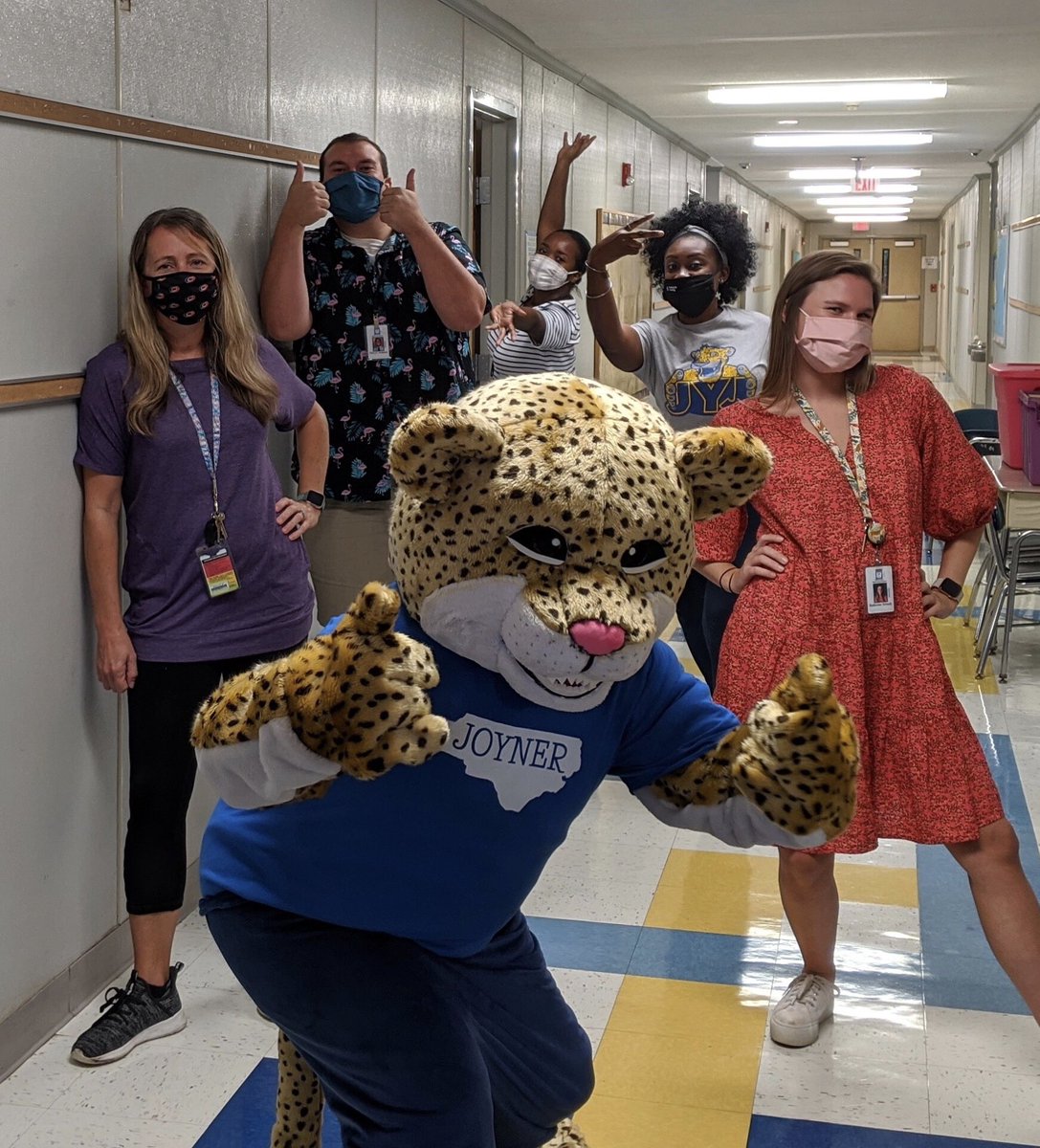 JYJoynerP's tweet photo. Word on the street is the JYJ has a new student that popped into some google meets & dropped by to surprise us! We didn’t catch their name but we surely loved the spirit & fun of celebrating with our family! #JoynerSTRONG #WeAreFamily #ThePeopleMakeThePlace #SeeThingsDifferently https://t.co/2dK14dzQwV